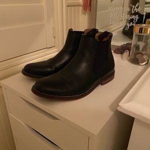 Gap leather mini black boots